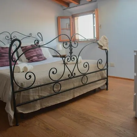 Poggio Degli Ulivi - Flo